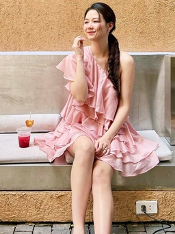 Gây thương nhớ với đầm sắc hồng dịu mắt