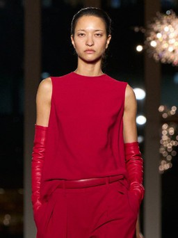 Trang phục đẹp để chụp hình lại thoải mái ăn đủ '5 bữa' ngày tết