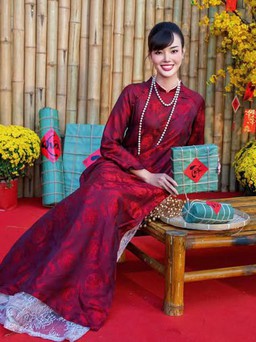Áo dài thêu tay duyên dáng cùng áo dài lụa cho mùa tết cổ truyền