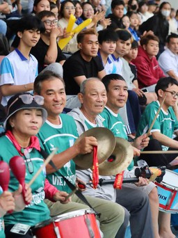 Những người hùng thầm lặng tại sân Nha Trang