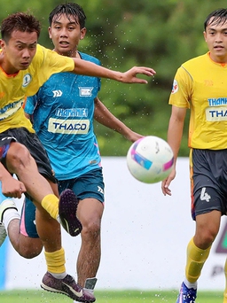 Đội bóng xứ sen hồng thắp lại hy vọng