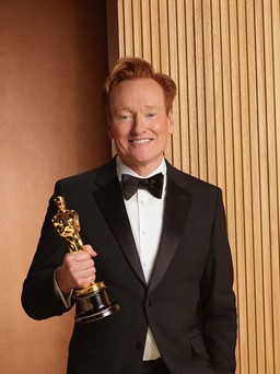 MC Conan O'Brien được trả thù lao bao nhiêu khi 'cầm trịch' Oscar 2026