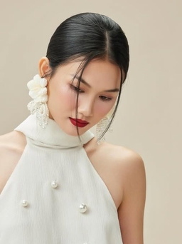 Khuyên tai cánh hoa: Xu hướng phụ kiện giúp nàng thêm duyên dáng, nổi bật