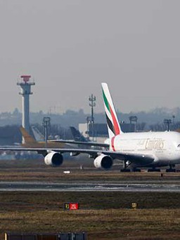 Các chuyến bay từ Việt Nam đi Trung Đông vẫn chưa 'dứt cơn' hủy hàng loạt