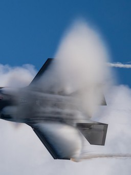 Iran tuyên bố vừa bắn trúng chiến đấu cơ F-35 của Mỹ