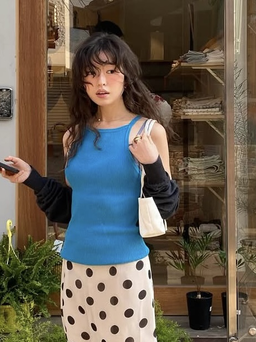 Bản giao hưởng dịu dàng của áo hai dây phối chân váy midi