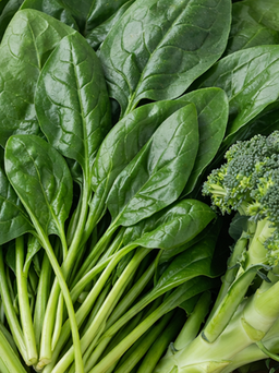 Rau muống, cải bó xôi và bông cải xanh: Loại nào bổ dưỡng hơn?