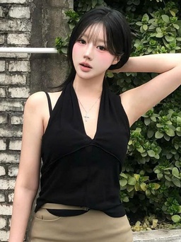 Sáng tạo diện mạo mới mỗi ngày cùng chân váy trơn không lỗi mốt