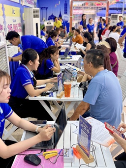 Đi chơi lễ 30.4 - 1.5, săn tour hè giá tốt tại Ngày hội Du lịch TP.HCM