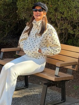 Gợi ý phối đồ với quần trắng đa kiểu dáng để nàng thêm nổi bật