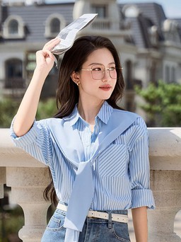 Sức hút tối giản từ những chiếc áo sắc xanh thanh lịch