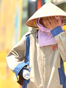 Hà Nội nắng nóng kỷ lục hơn 41 độ C, nóng nhất cả nước