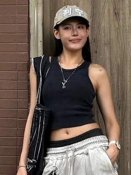 Từ năng động đến quyến rũ với chiếc áo tank top phá cách