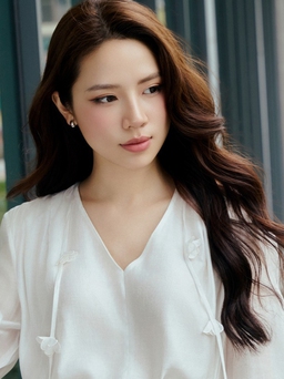 Mặc đẹp suốt hè cùng bản phối trắng đen tối giản