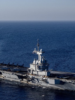 Tàu sân bay Pháp chuẩn bị cho sứ mệnh tại eo biển Hormuz