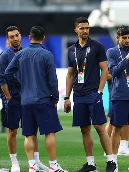 Iran đã đến Mỹ sẵn sàng trận ra quân World Cup 2026, chuyến bay chở Uruguay bất ngờ bị hoãn