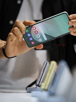 Điện thoại Samsung dùng được bao lâu trước khi cần thay mới?