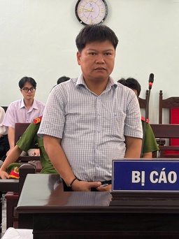 Cựu kế toán trưởng CDC Huế nhận 268 triệu đồng tiền 'cảm ơn' được miễn tội