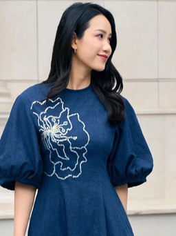Làm mới phong cách công sở hiện đại với chân váy denim, đầm denim dáng dài