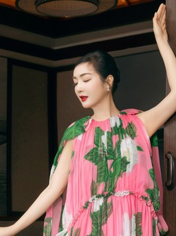 Nhan sắc cuốn hút của Hoa hậu Giáng My ở tuổi U.60