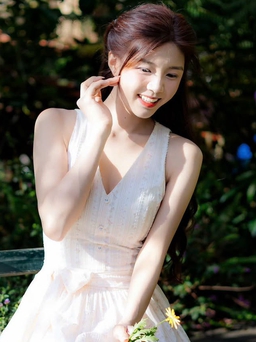 5 chiếc váy midi sang trọng, đáng sắm nhất mùa thu