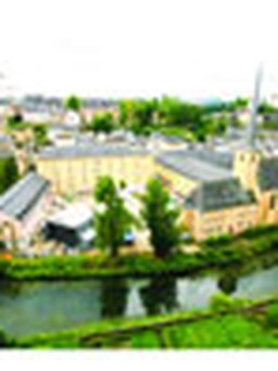 Luxembourg - “Nhỏ nhưng có võ”