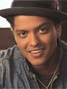 Bruno Mars chấp hành xong án phạt