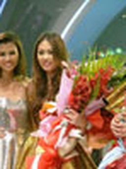 Mai Giang chiến thắng "Vietnam’s Next Top Model 2012"