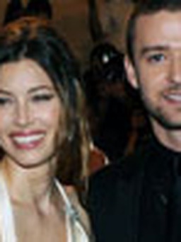 Justin Timberlake và Jessica Biel đến châu Phi hưởng tuần trăng mật