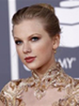 Taylor Swift bị "tình cũ" phản pháo