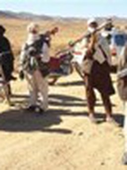 Taliban tố chính quyền Mỹ 'hút máu dân'