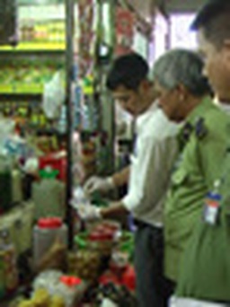 Lại phát hiện mì sợi chứa hàn the