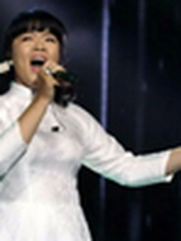 Giọng hát Việt: Khán giả 'phát sốt' với Âu Bảo Ngân