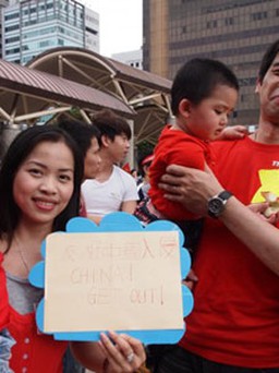 Cô dâu Việt tại Đài Loan kêu gọi chồng con ủng hộ đất mẹ