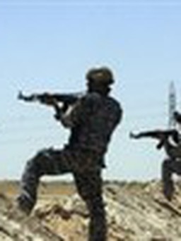 Iraq mất 4 thị trấn vào tay phiến quân ISIL