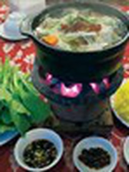 Cuộc thi viết bài cảm nhận: 'Điểm đến ẩm thực miền Trung': Ngon đáo để lẩu bò A Cứ