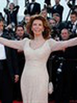 Sophia Loren ra mắt hồi ký đánh dấu tuổi 80
