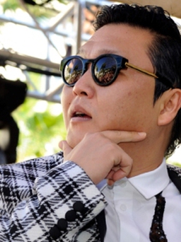 Psy cay cú vì Gangnam Style "giậm chân" ở vị trí thứ 2 trên Billboard
