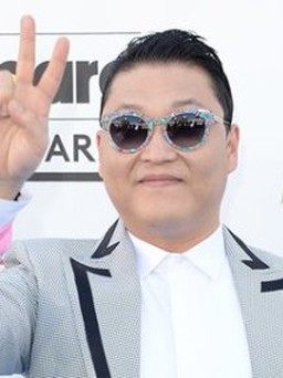 Psy thừa nhận từng bị xuống tinh thần vì Harlem Shake