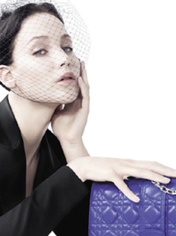 Jennifer Lawrence 'bỏ túi' 15 triệu USD của Dior