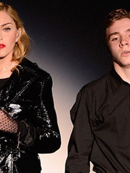 Madonna xin lỗi vì lỡ lời miệt thị người da đen