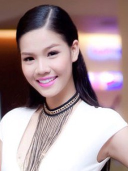Người mẫu trẻ châu Á Kỳ Hân: 'Sao Việt không cần ghép ảnh với Woo Bin'