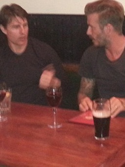 Tom Cruise và David Beckham lại lộ ảnh 'hẹn hò'