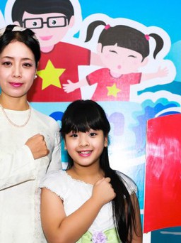 Diễn viên Chiều Xuân sát cánh cùng con gái nhân ngày hội Gia đình Việt Nam