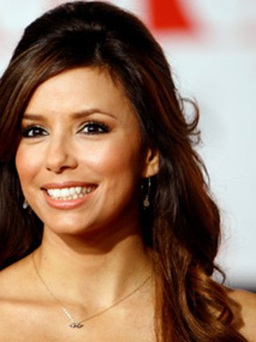 Vụ rò rỉ 'ảnh nóng' Hollywood: Eva Longoria nghi ngờ có dính dáng đến Apple