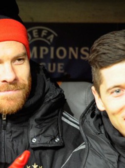 Bayern Munich vắng Alonso và Lewandowski