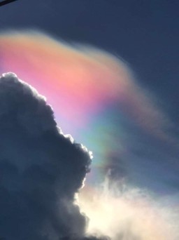 Kỳ thú bầu trời xuất hiện đám mây hình 'con mắt': Chuyên gia nói gì?