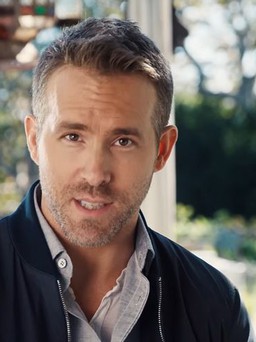 Ryan Reynolds quảng bá từ thiện giúp đỡ các game thủ khuyết tật