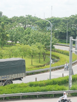 Những đường cong người dân TP.HCM hỏi phải bật xi nhan: Đại lộ Võ Văn Kiệt