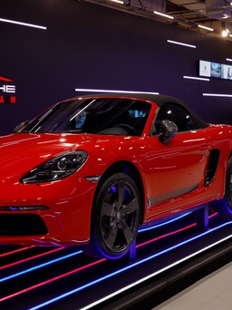 Người Việt tăng mua sắm ô tô hạng sang, doanh số bán Porsche đạt kỷ lục